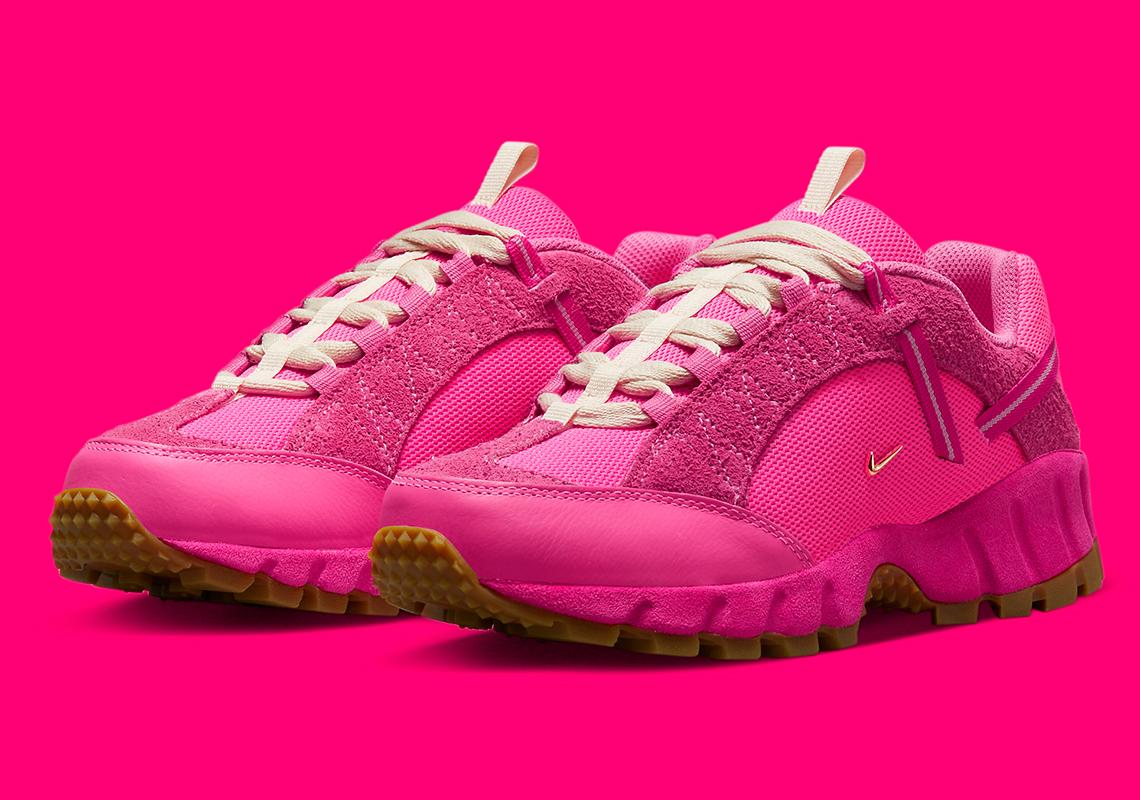 jacquemus-nike-air-humara-dtf-magazine8