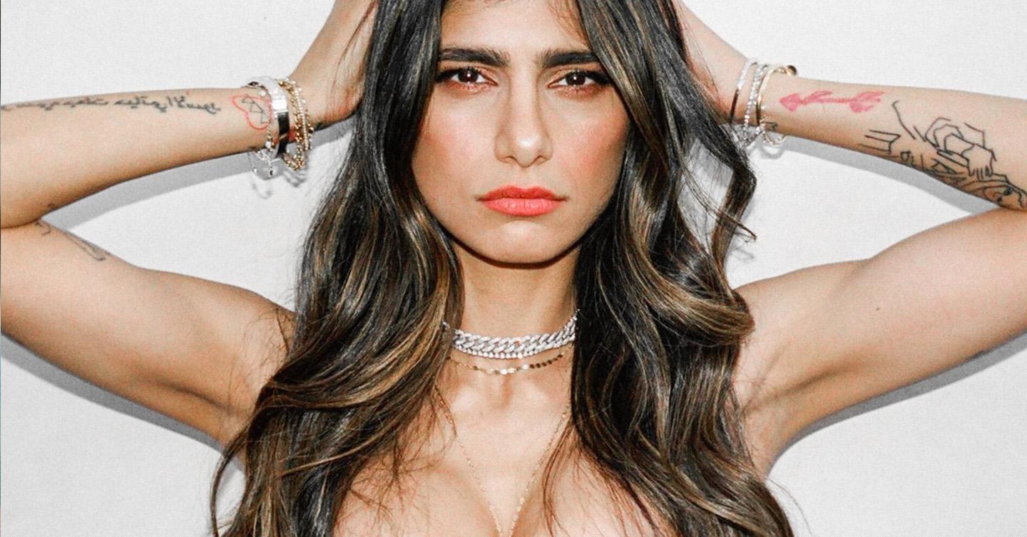mia-khalifa-cover-dtf-magazine Playboy припинив співпрацю з порнозіркою Мією Халіфою. Вона підтримала напад на Ізраїль