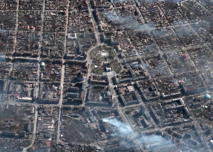 mariupol-dtf-magazine11 «Ми приїхали до Маріуполя за годину до війни». Це промови українських фотографів, які розповідали світу про блокадний Маріуполь