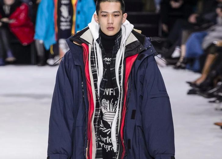 Balenciaga выпустил семислойную парку за 6000 долларов