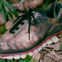 Кросівки з колаборації Doublet та ASICS