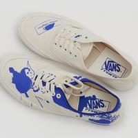 Vans and the Ukrainian brand TTSWTRS released a collaboration, but with inscriptions in russian. How does the brand team explain it?