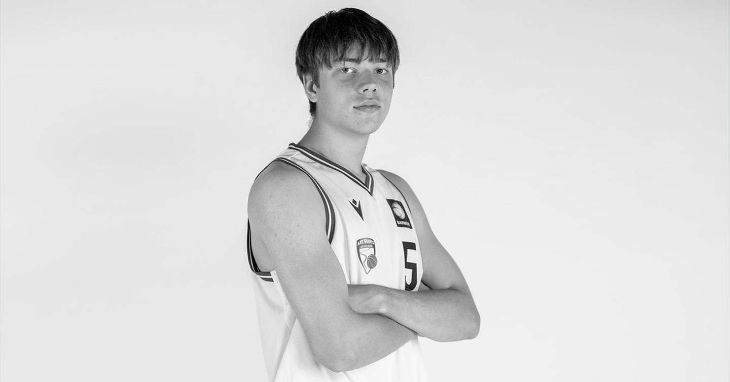 artem-kozachenko-dtf-magazine У Німеччині внаслідок нападу помер другий український баскетболіст Артем Козаченко