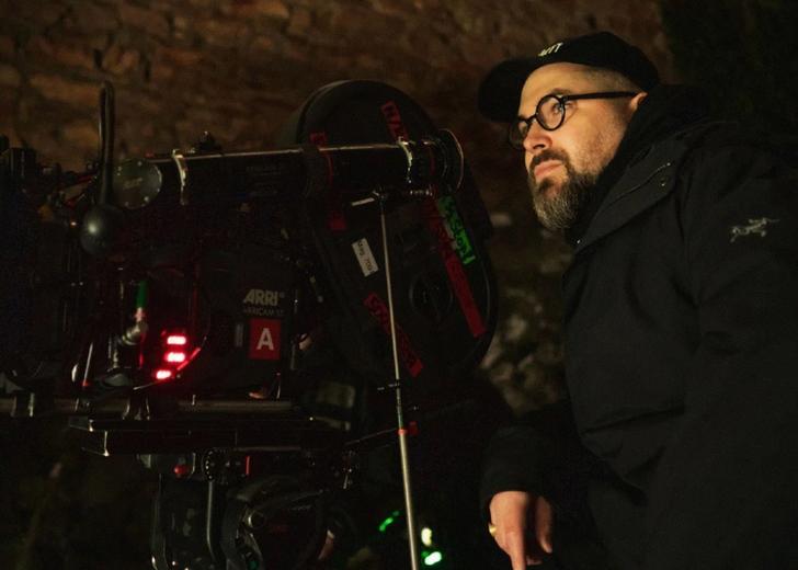 robert-eggers-dikkins-carol-song-dtf-magazine Режисер Роберт Еґґерс на знімальному майданчику