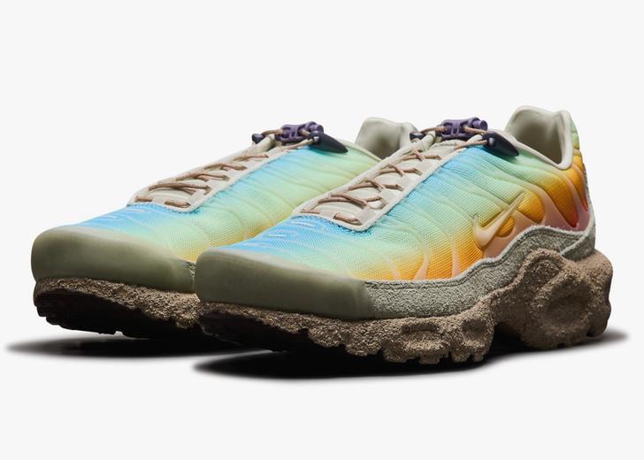 Кросівки Nike Air Max Plus у колорвеї Beach Sunset