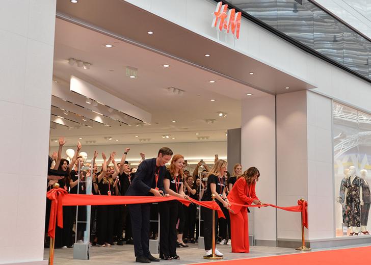 h&m-cover-dtf-magazine-4 H&M Group збирається відновити роботу магазинів в Україні