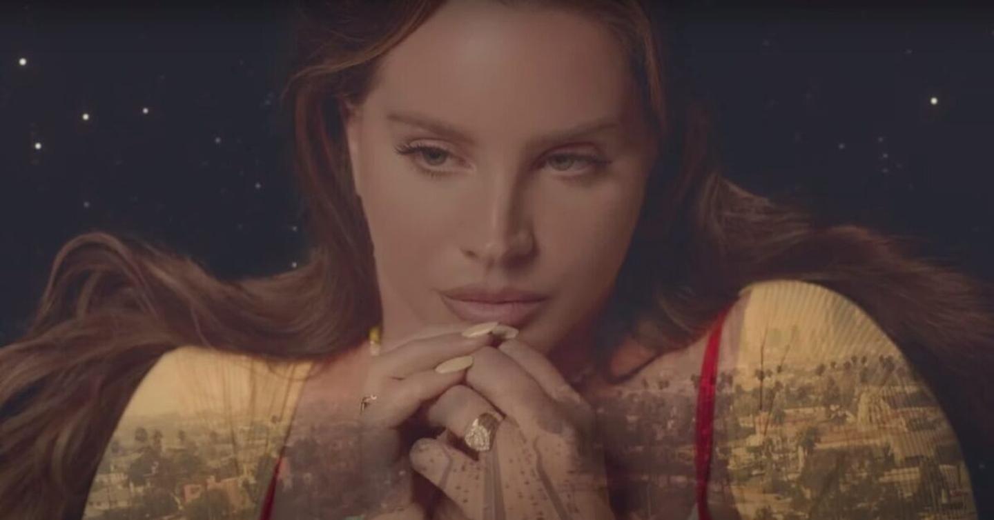 Лана Дель Рей удалила все аккаунты в соцсетях