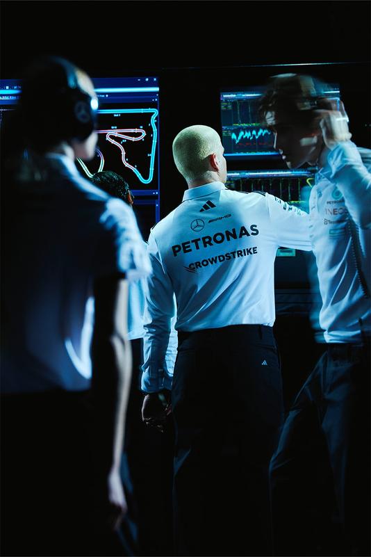 adidas-mercedes-clothes-dtf-magazine-002
