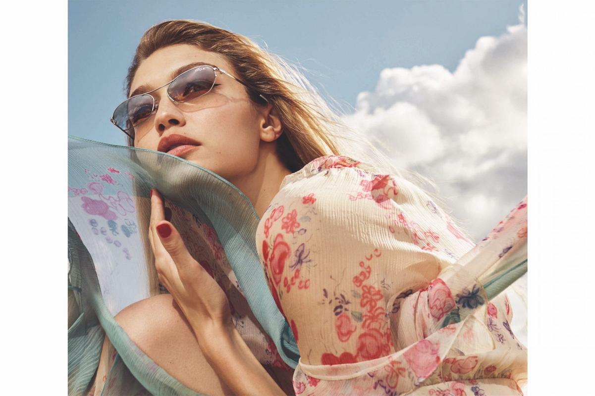 gigihadidvoguesunglasses_acrimoniamagazine4